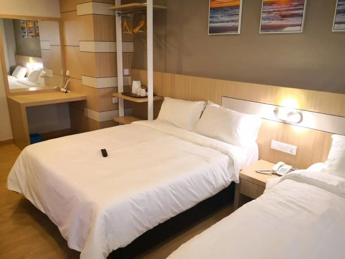 Walk In Hotel Kota Kinabalu 2*,  Malaysia